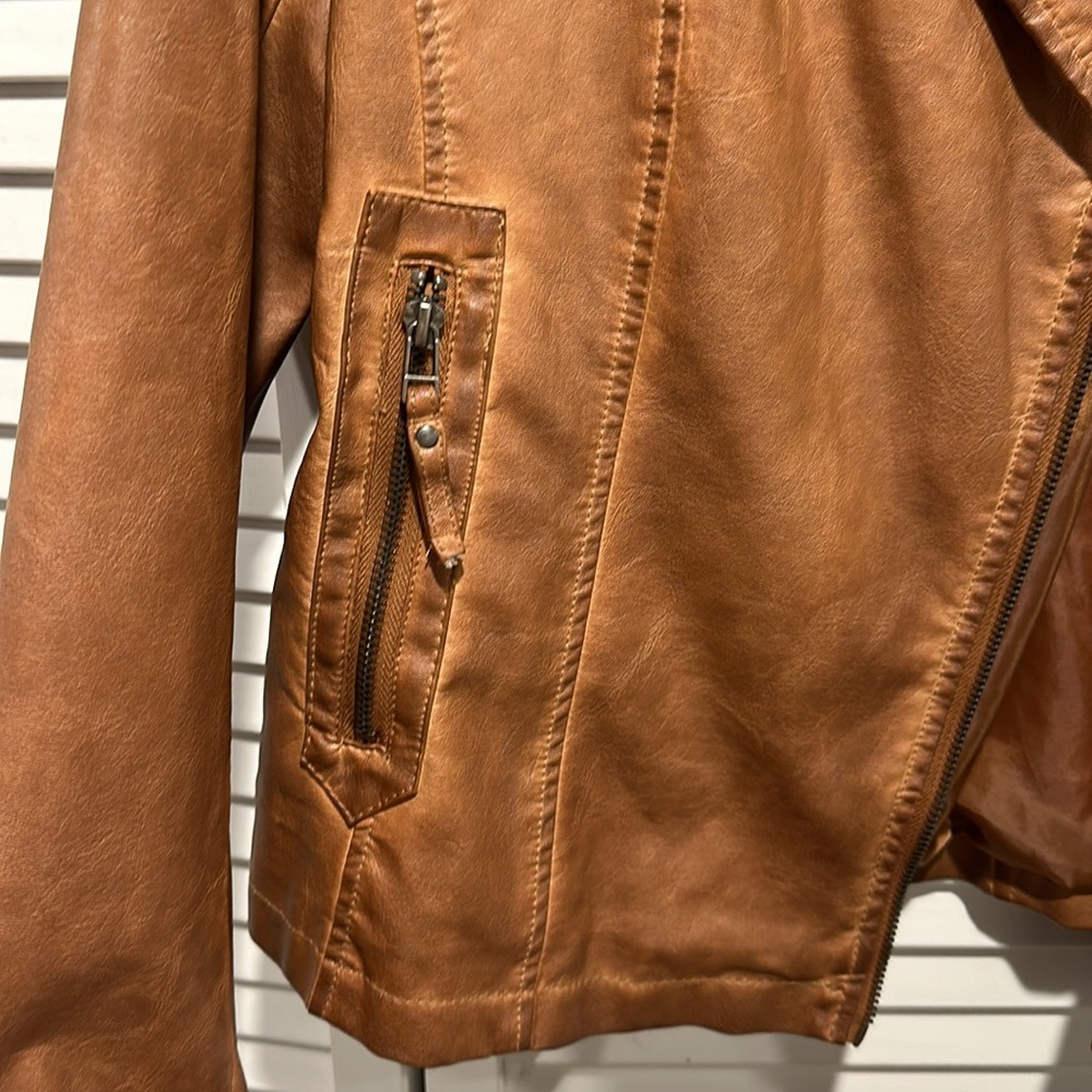 Faux leather jacket - Picture 3 of 4